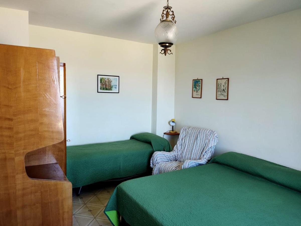Gli Ulivi Agriturismo Сант'Аньєлло Екстер'єр фото
